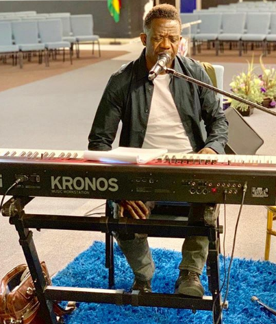 DOWNLOAD MP3: Benjamin Dube – Into Thy Presence