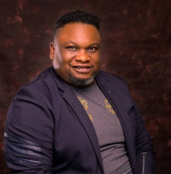 Solomon Lange – Mmamma