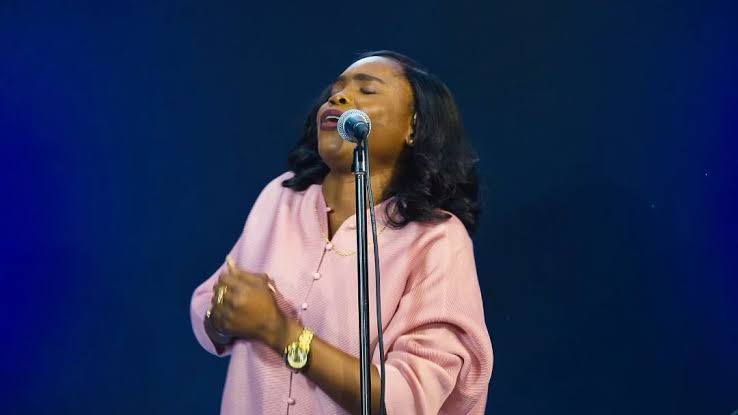 Victoria Orenze – Standing Gidigba (Mp3 Download, Lyrics)